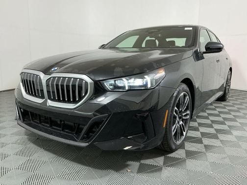 Black Sapphire Metallic 2026 BMW 530 530i