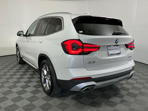 Mineral White Metallic 2024 BMW X3 sDrive30i