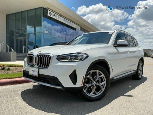 Mineral White Metallic 2024 BMW X3 sDrive30i