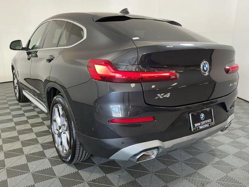 2023 BMW X4 xDrive30i