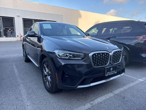 2023 BMW X4 xDrive30i