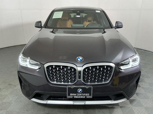 2023 BMW X4 xDrive30i