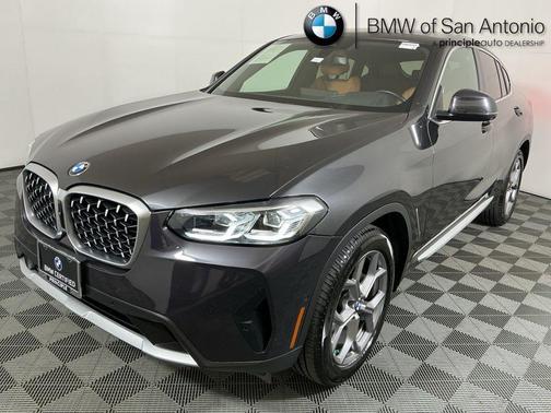 2023 BMW X4 xDrive30i