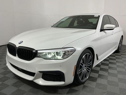 2019 BMW 530 530i