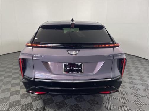 2024 Cadillac LYRIQ Luxury w/1SE