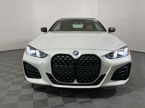 Mineral White Metallic 2026 BMW 430 i