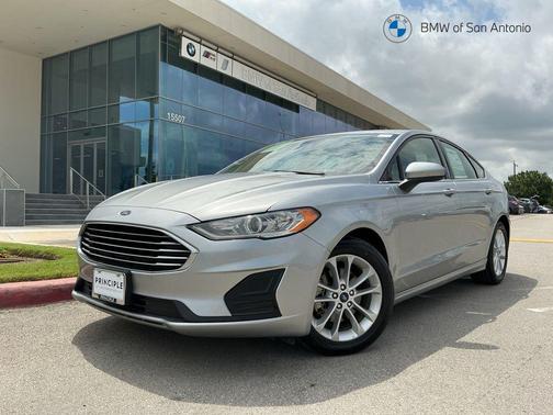 Iconic Silver Metallic 2020 Ford Fusion SE