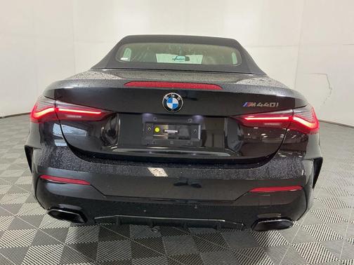 2023 BMW M440 i