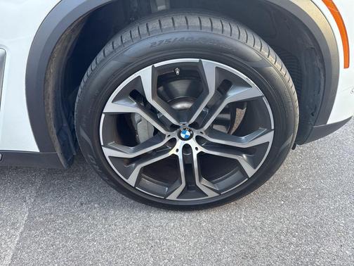 2023 BMW X5 sDrive40i