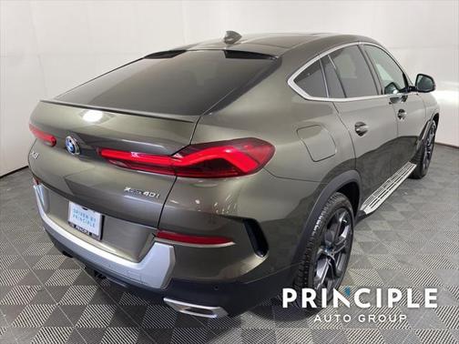 Manhattan Green Metallic 2023 BMW X6 xDrive40i