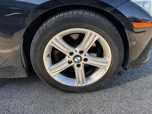 Jet Black 2015 BMW 320 i