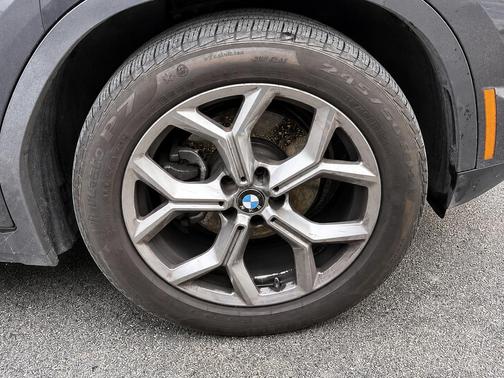 Dark Graphite Metallic 2023 BMW X3 xDrive30i