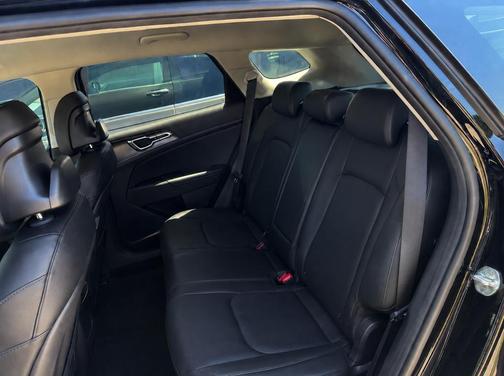 Ebony Black 2023 Kia Sportage EX