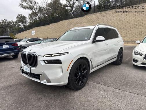 2023 BMW X7 xDrive40i