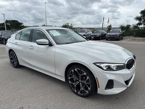 Alpine White 2025 BMW 330 330i