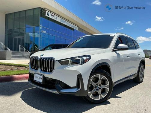 Alpine White 2024 BMW X1 xDrive28i