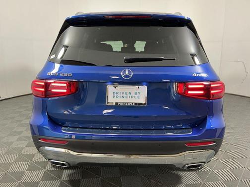 2024 Mercedes-Benz GLB 250 4MATIC