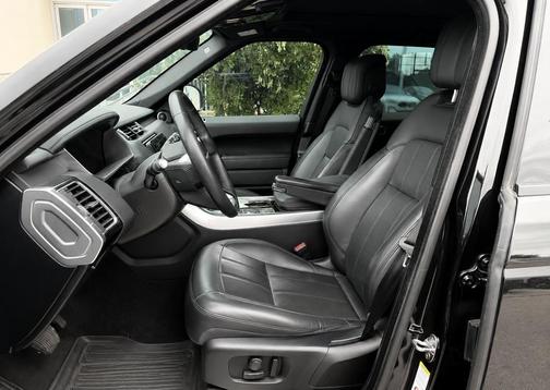 Santorini Black Metallic 2020 Land Rover Range Rover Sport HSE