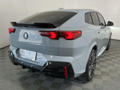 2025 BMW X2 xDrive28i