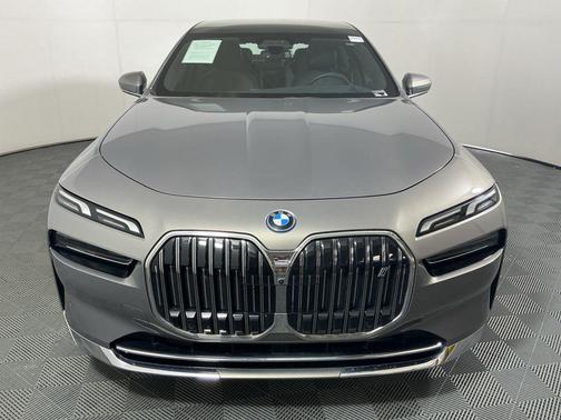 2024 BMW i7 eDrive50