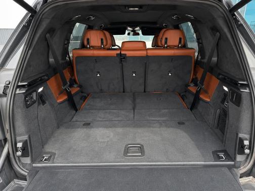 Dravit Grey Metallic 2026 BMW X7 xDrive40i