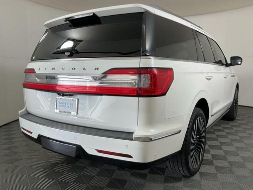 2020 Lincoln Navigator Black Label
