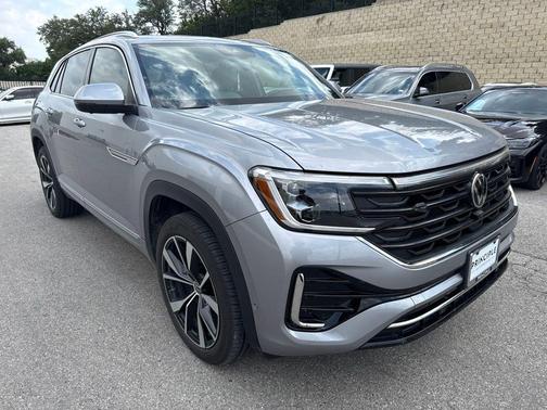 Silver Mist Metallic 2025 Volkswagen Atlas Cross Sport 2.0T SEL Premium