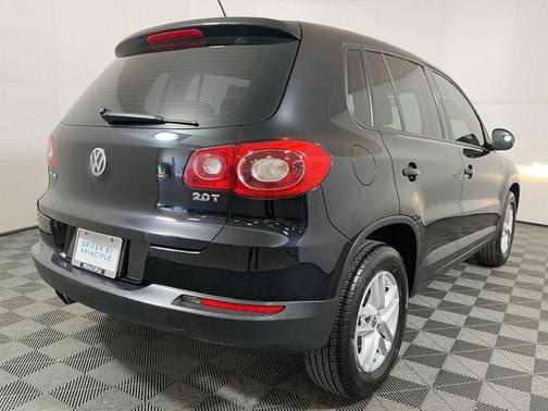 2011 Volkswagen Tiguan S
