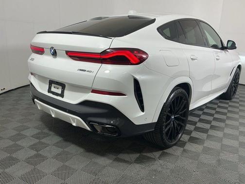 2024 BMW X6 xDrive40i