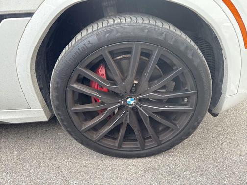 2024 BMW X6 xDrive40i