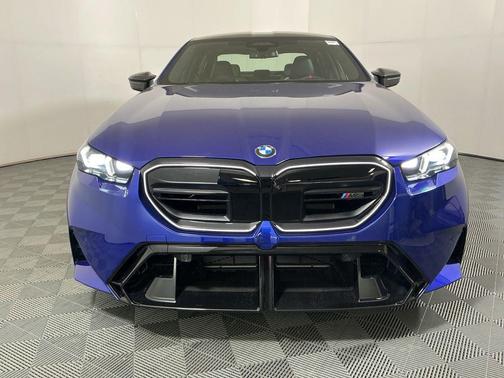 Marina Bay Blue Metallic 2026 BMW M5 Base