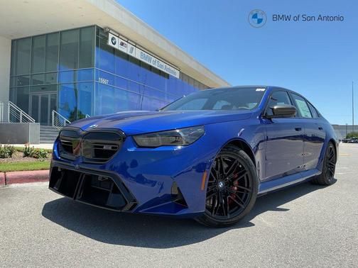 Marina Bay Blue Metallic 2026 BMW M5 Base