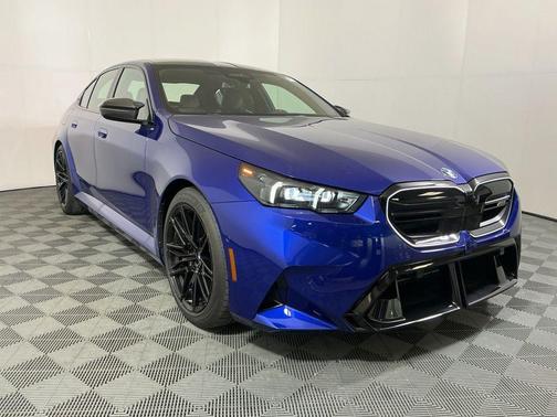 Marina Bay Blue Metallic 2026 BMW M5 Base
