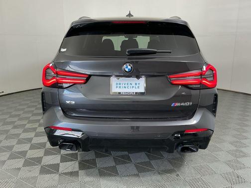 2024 BMW X3 M40i