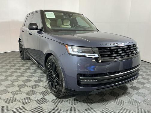 2025 Land Rover Range Rover P530 SE