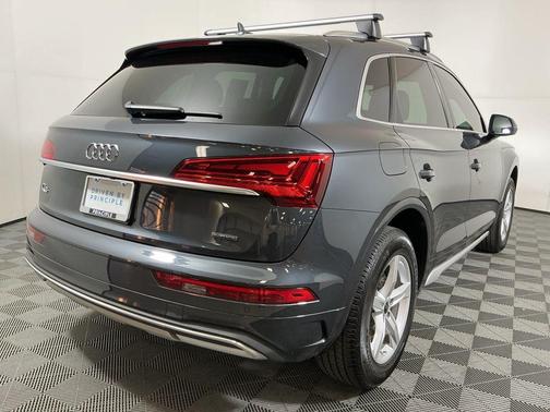 2024 Audi Q5 40 Premium