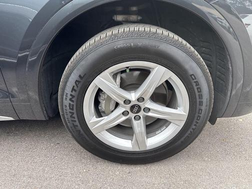 2024 Audi Q5 40 Premium