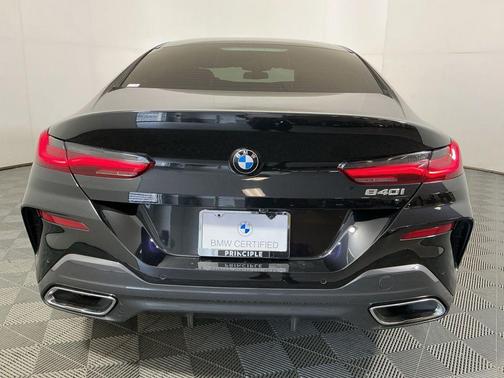 2023 BMW 840 i