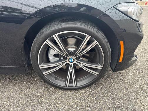 Jet Black 2023 BMW 330 330i