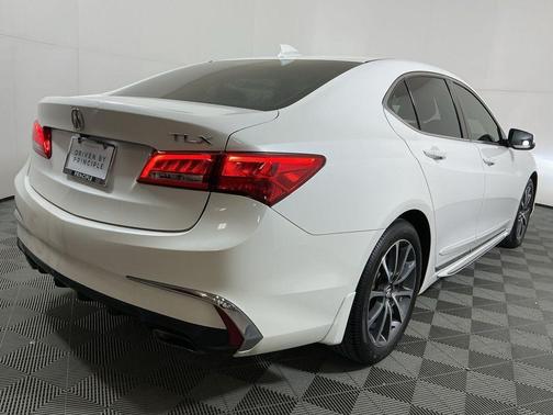 2018 Acura TLX Technology