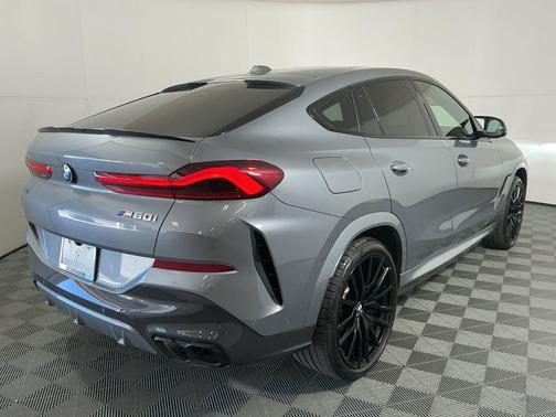 2025 BMW X6 M60i