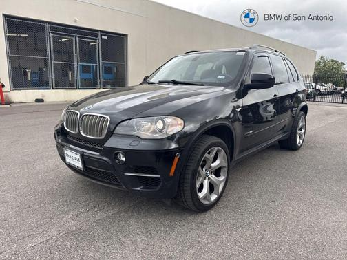 Black Sapphire Metallic 2013 BMW X5 xDrive35d