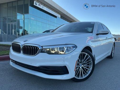 2020 BMW 540 540i