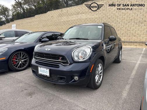 2016 MINI Countryman Cooper S