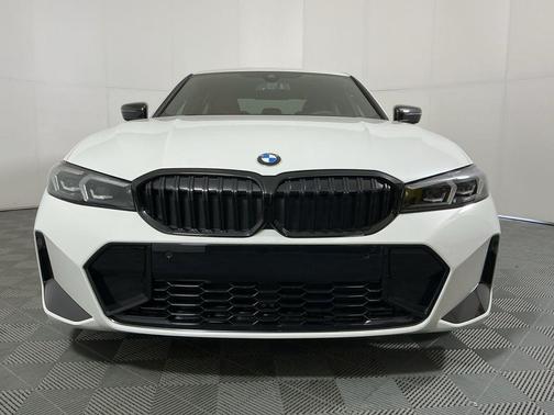 2026 BMW 330 i