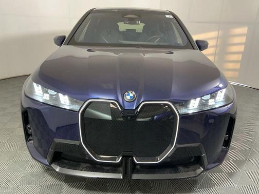 2026 BMW iX xDrive45