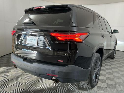 2022 Chevrolet Traverse RS