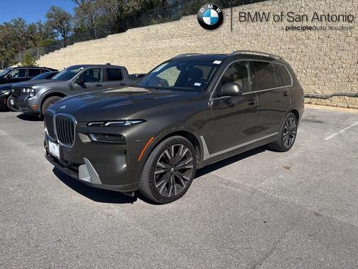 2024 BMW X7 xDrive40i