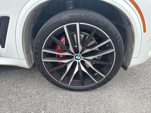 Alpine White 2023 BMW X5 sDrive40i