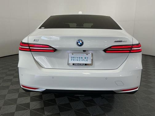 2024 BMW i5 eDrive40